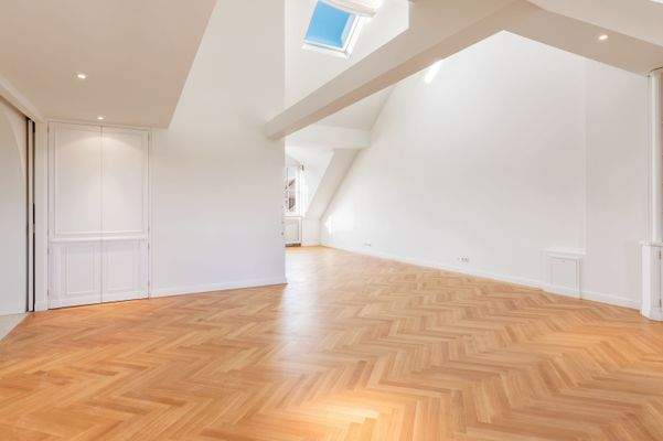 Beeindruckende Deckenhöhen im Wohnbereich