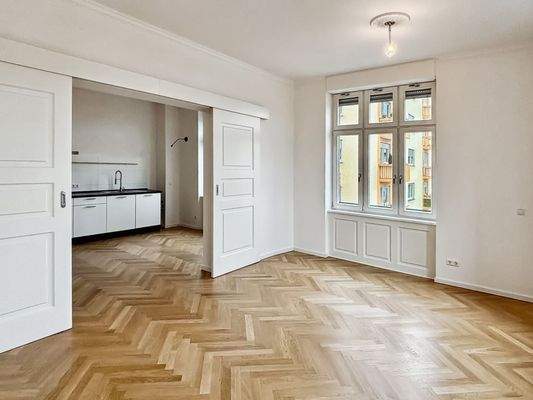 Zimmer 6 - Blick in die Küche