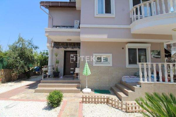 Triplex Villa with a Garden in a Complex in Belek Antalya
