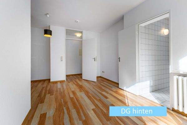 3-Wohnzimmer DG h.jpg