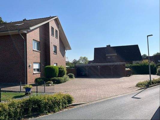 Carports und Stellplätze