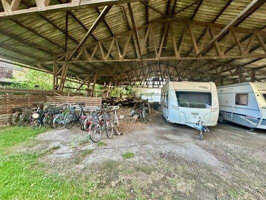 Freilufthalle der Schreinerei