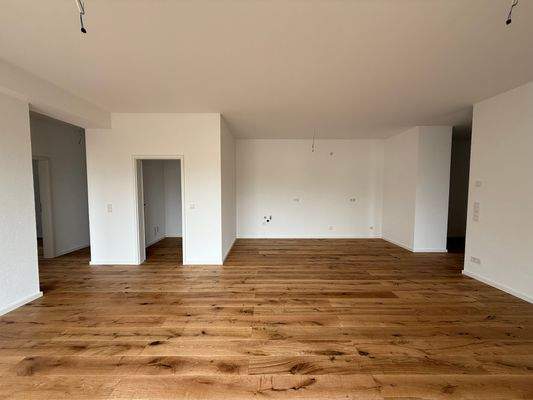 Offene Küche mit Abstellraum