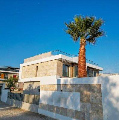 Semi-Detached Villas with Pool in İzmir Urla