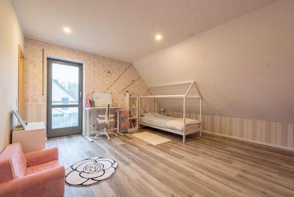 DI - Forbes Global Properties