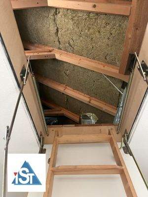 Dachstuhl absolut intakt.jpg