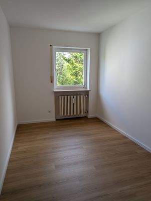 Kinder- oder Arbeitszimmer.jpg