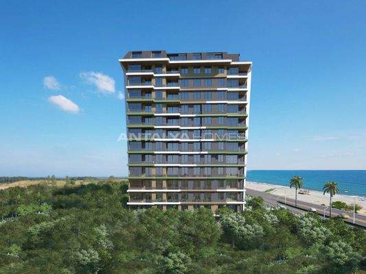 Seafront Apartments in a Complex with Rich Amenities in Alanya