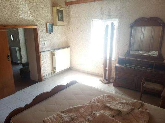 Kreta, Spilia: Renovierungsobjekt auf dem Land zu verkaufen