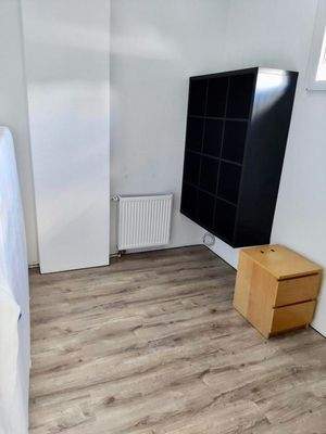 Zimmer Nebengebäude