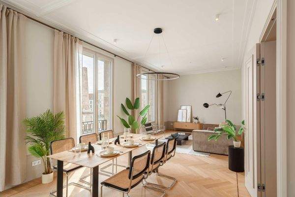 Offener Wohn- und Essbereich