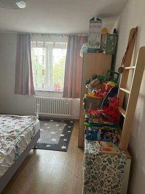 Schlafzimmer rechts
