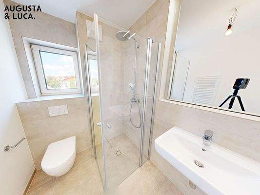 Bad (schnittgleiche Musterwohnung)