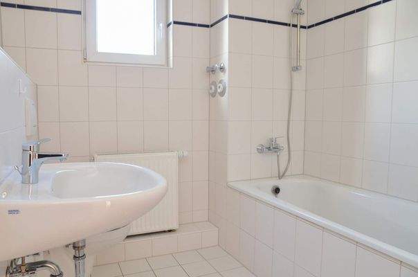 9108FS-09 Badezimmer