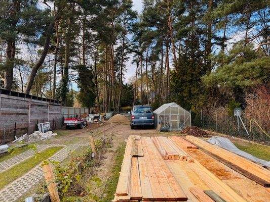 hintere Grundstücksansicht.jpg