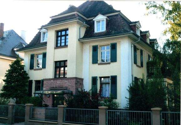 Foto Haus Front HD.jpeg