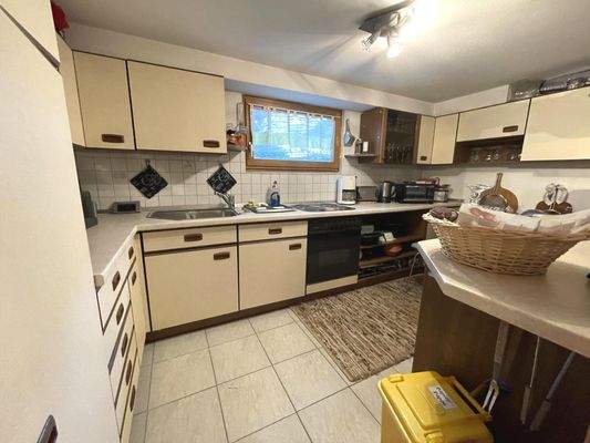 UG Küche mit Lichtmulde