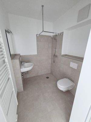 Bad mit Dusche