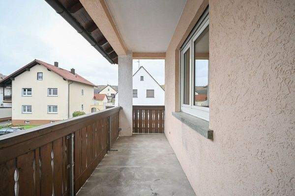 überdachter Balkon
