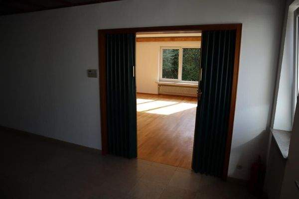 Blick ins Wohnzimmer