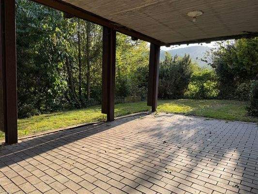 UG_überdachte Terrasse