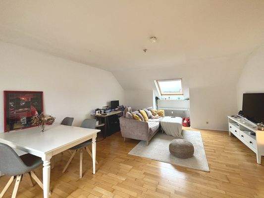Wohnzimmer Dachgeschoss 1