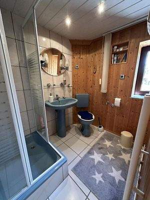 Badezimmer im Souterrain