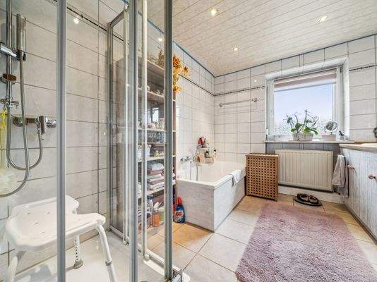 Badezimmer - EG