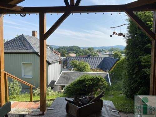 Blick aus Holzhütte