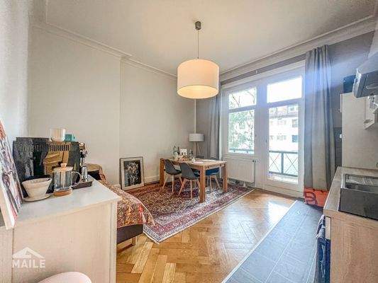 Wohn-Esszimmer und Küche