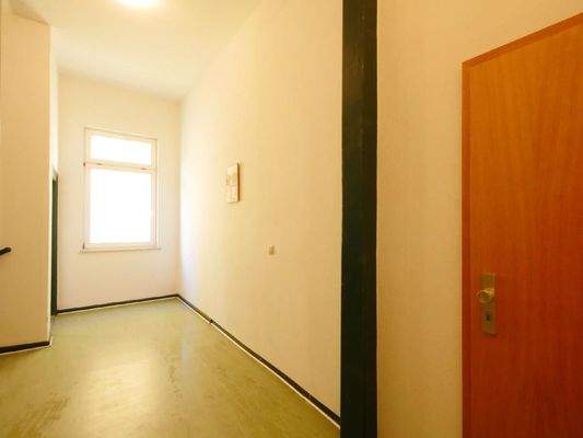  I. OG / HAUSFLUR und WOHNUNGSTÜR