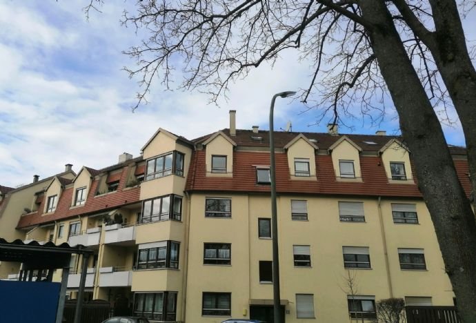 Maisonetten-Wohnung - 4,5  ZKB - bezugsfrei