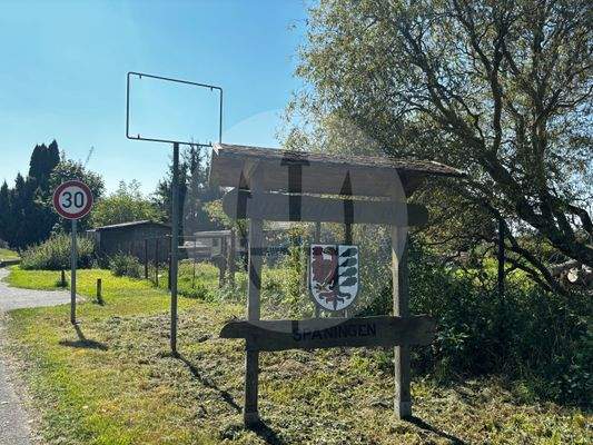 Umgebungsfoto Ortsschild