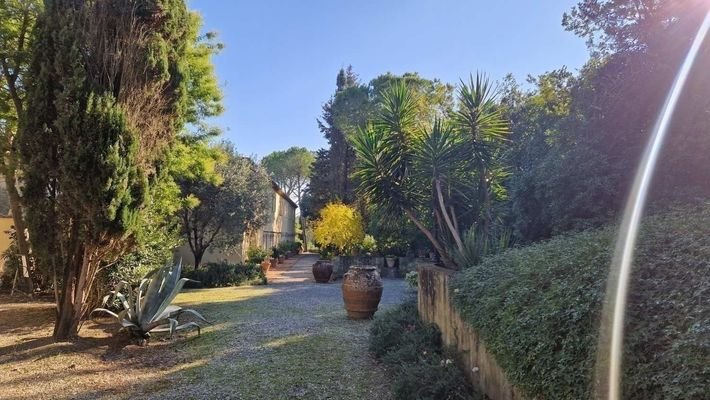 48_ApartmentinPark.jpg