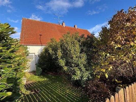 Zugang zum ehem. Stall