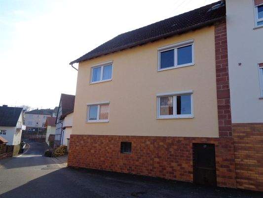 Hausansicht von der Straße