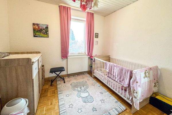 Kinderzimmer / Büro