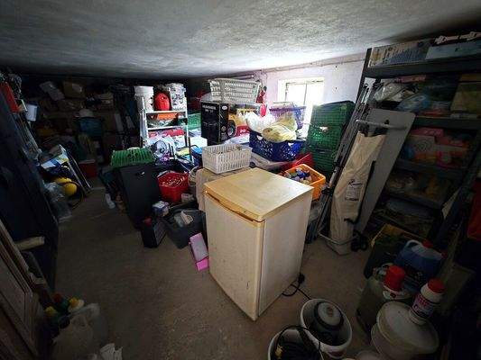 Waschküche unter  Garage