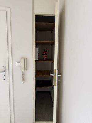 Kleine Abstellkammer