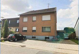 Straßenansicht
