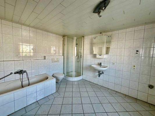 Großes Tageslichtbad