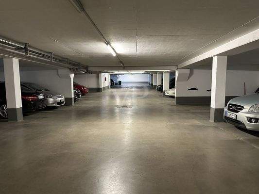 Tiefgarage der Hausnummer 17