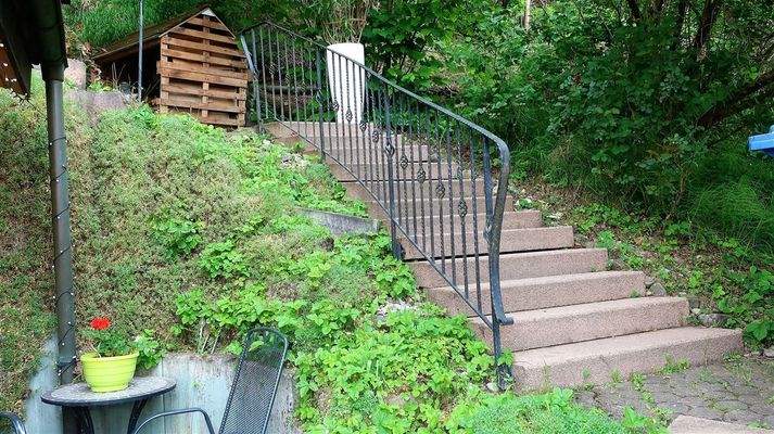 Außentreppe zur Hauptwohnung