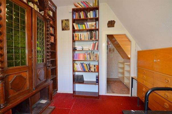 Arbeitszimmer 1. OG 2