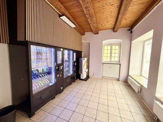 Laden im Erdgeschoss