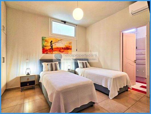 48a0870aaa184cf2ae43a7fa58763141-original