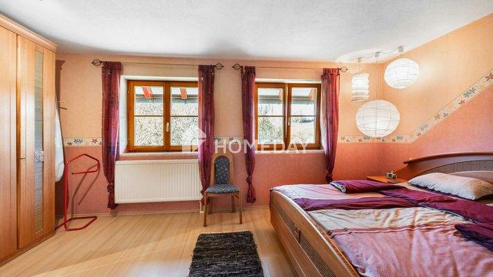 1. OG Schlafzimmer 2