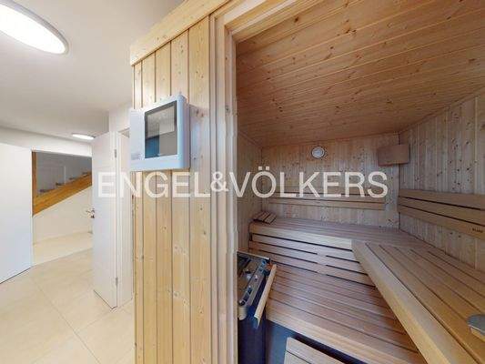 Die moderne Sauna fügt sich wunderbar in das Wellnesskonzept