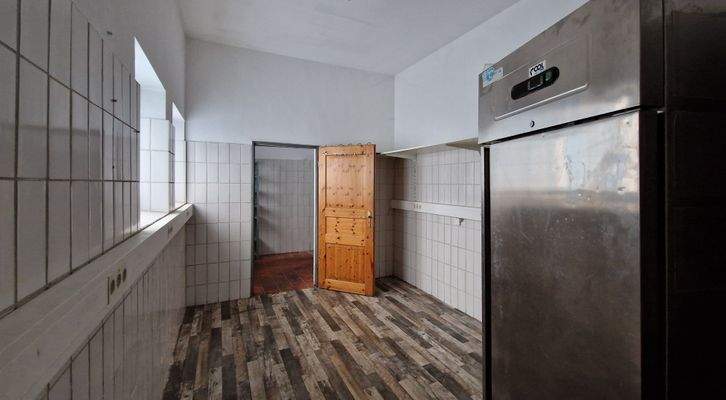 Abstellraum vorne.jpg