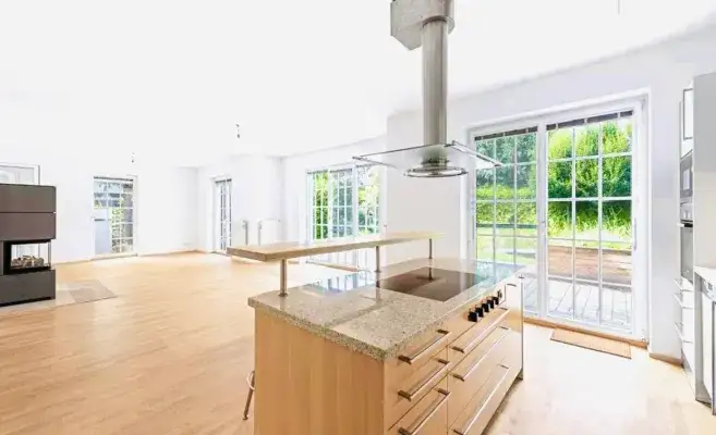 Wohnküche Gartenblick